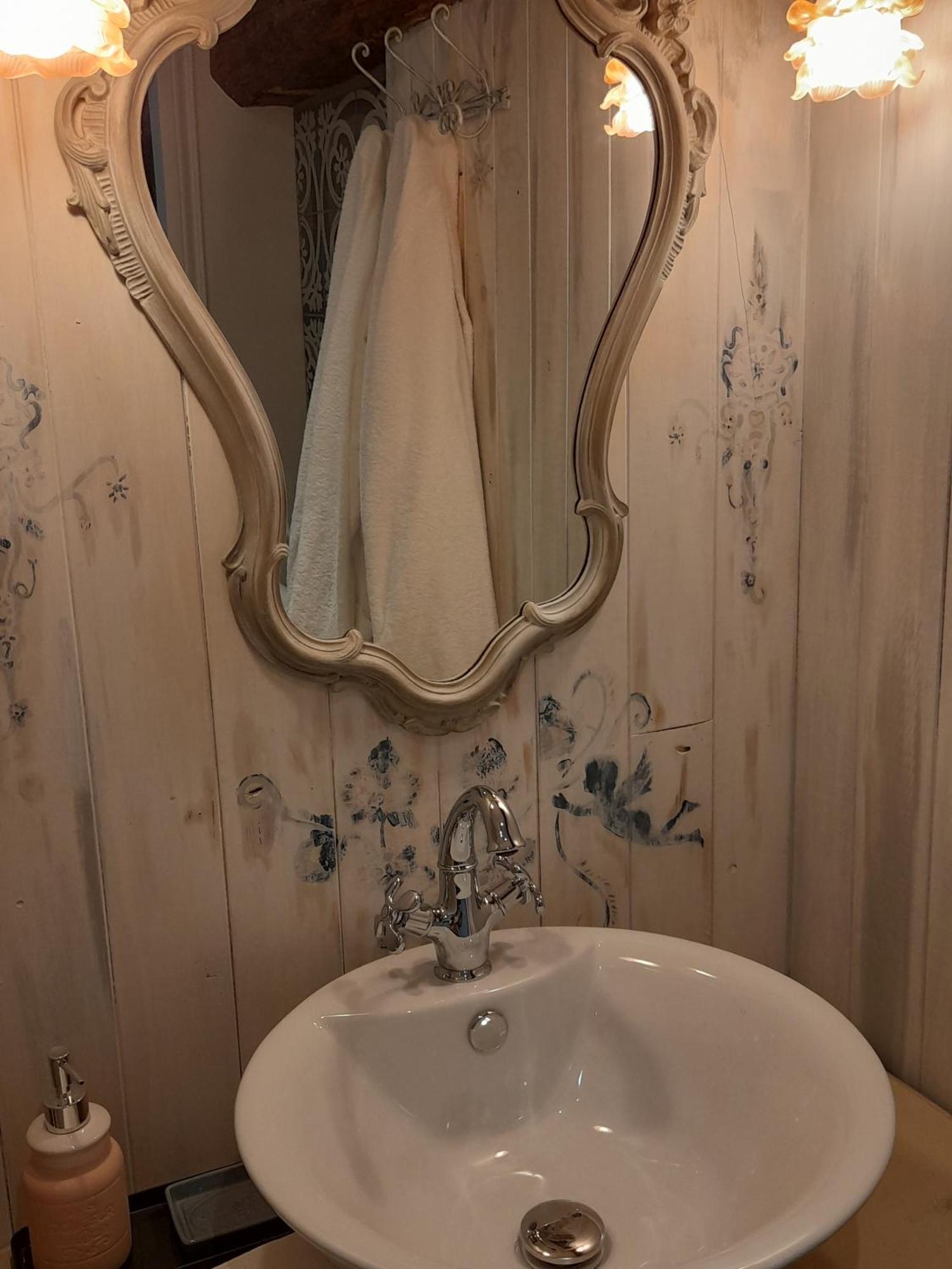 Aux Sources De Ouanne Bed and Breakfast Rum bild